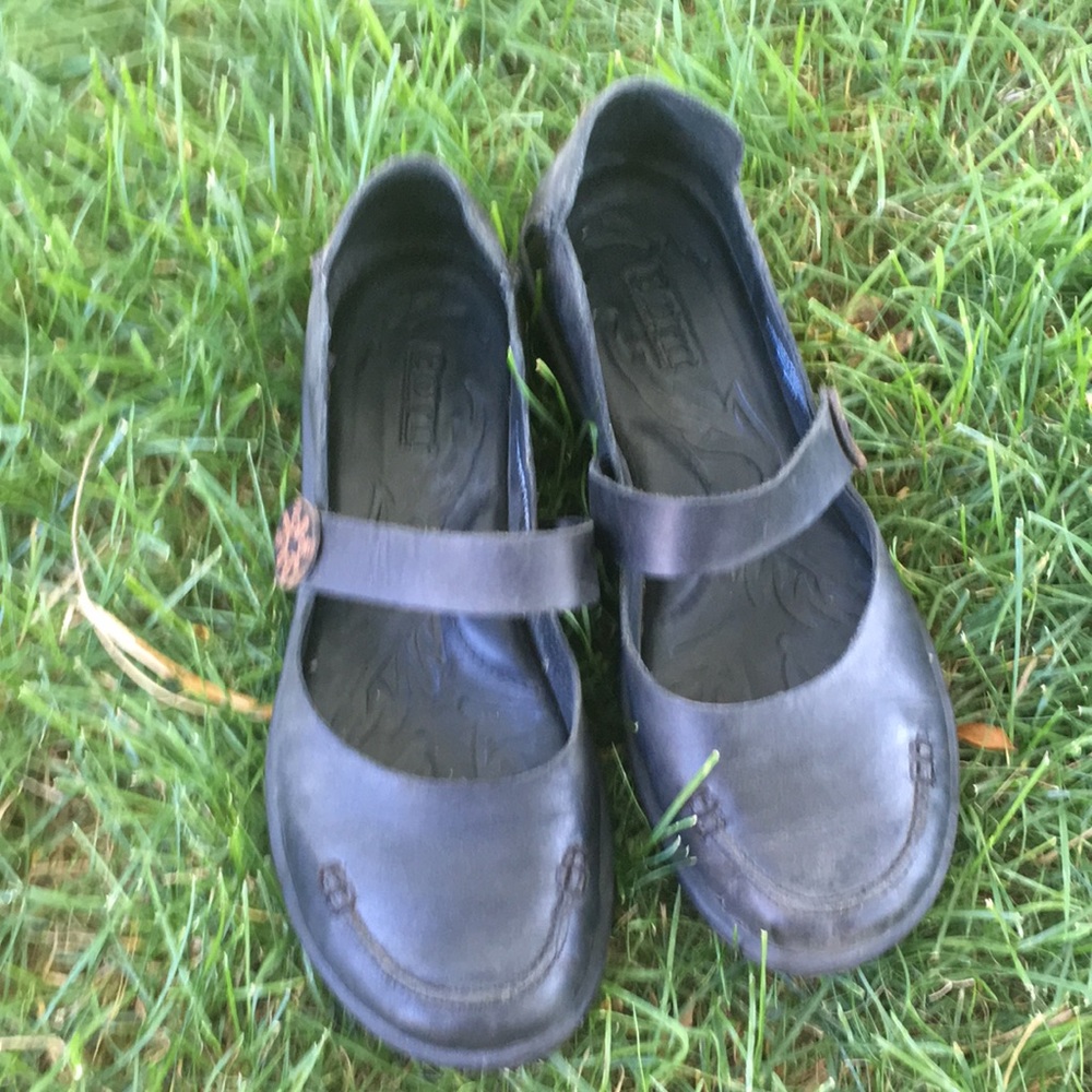 Born strap shoes Mary Jane 8 1/2 40 EU